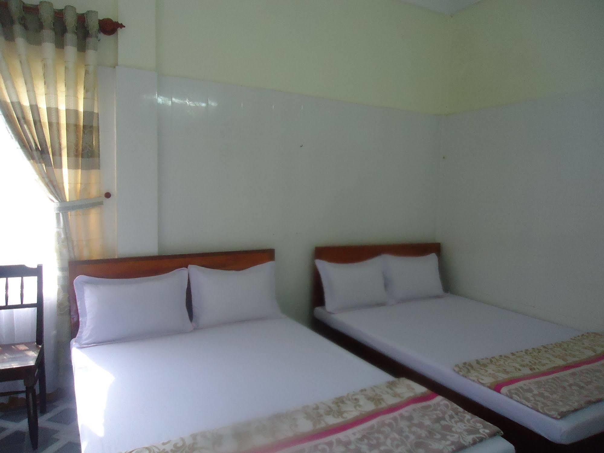 Anh Linh 1 Hotel Dong Hoi Exterior foto