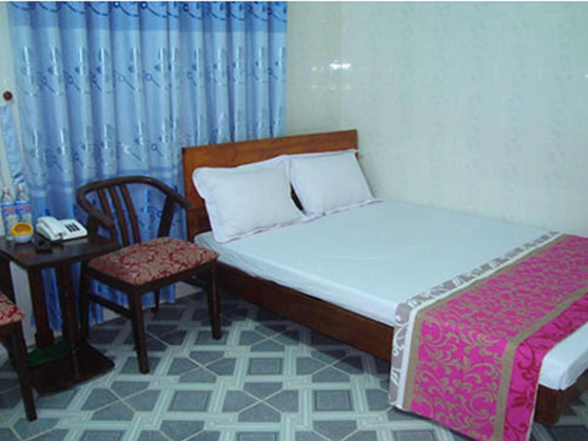 Anh Linh 1 Hotel Dong Hoi Exterior foto