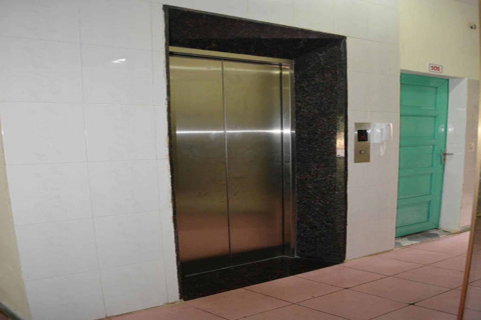 Anh Linh 1 Hotel Dong Hoi Exterior foto